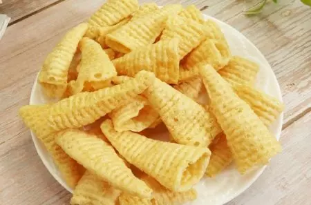 inflated pellet snack